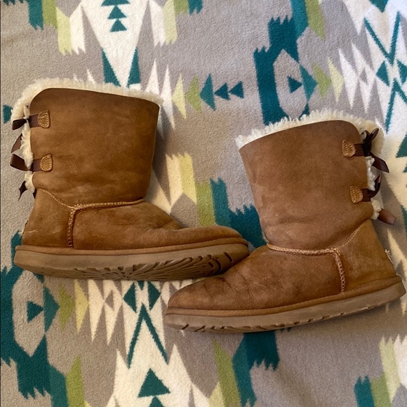 Bailey Bow Ugg boots - Picture 1 of 2